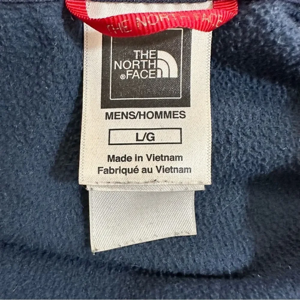 The North Face‎ blue men’s fleece 1/2 zip jacket size L